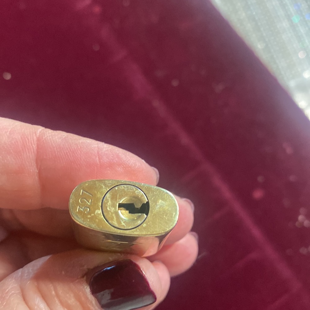LOUIS VUITTON gold tone lock key set - Picture 4 of 5